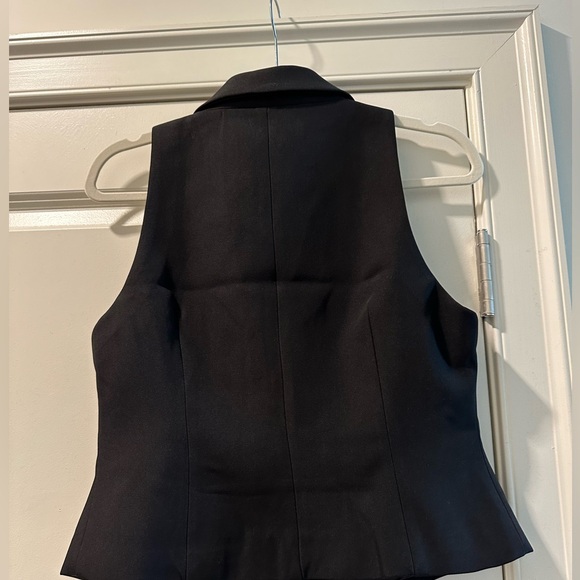 Meshki Black Sleeveless Blazer Top - Picture 2 of 2